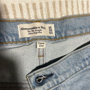 Abercrombie & Fitch Curve love jeans